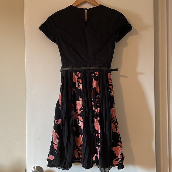 French Connection (FCUK) Belted Dress - Picture 2 of 9